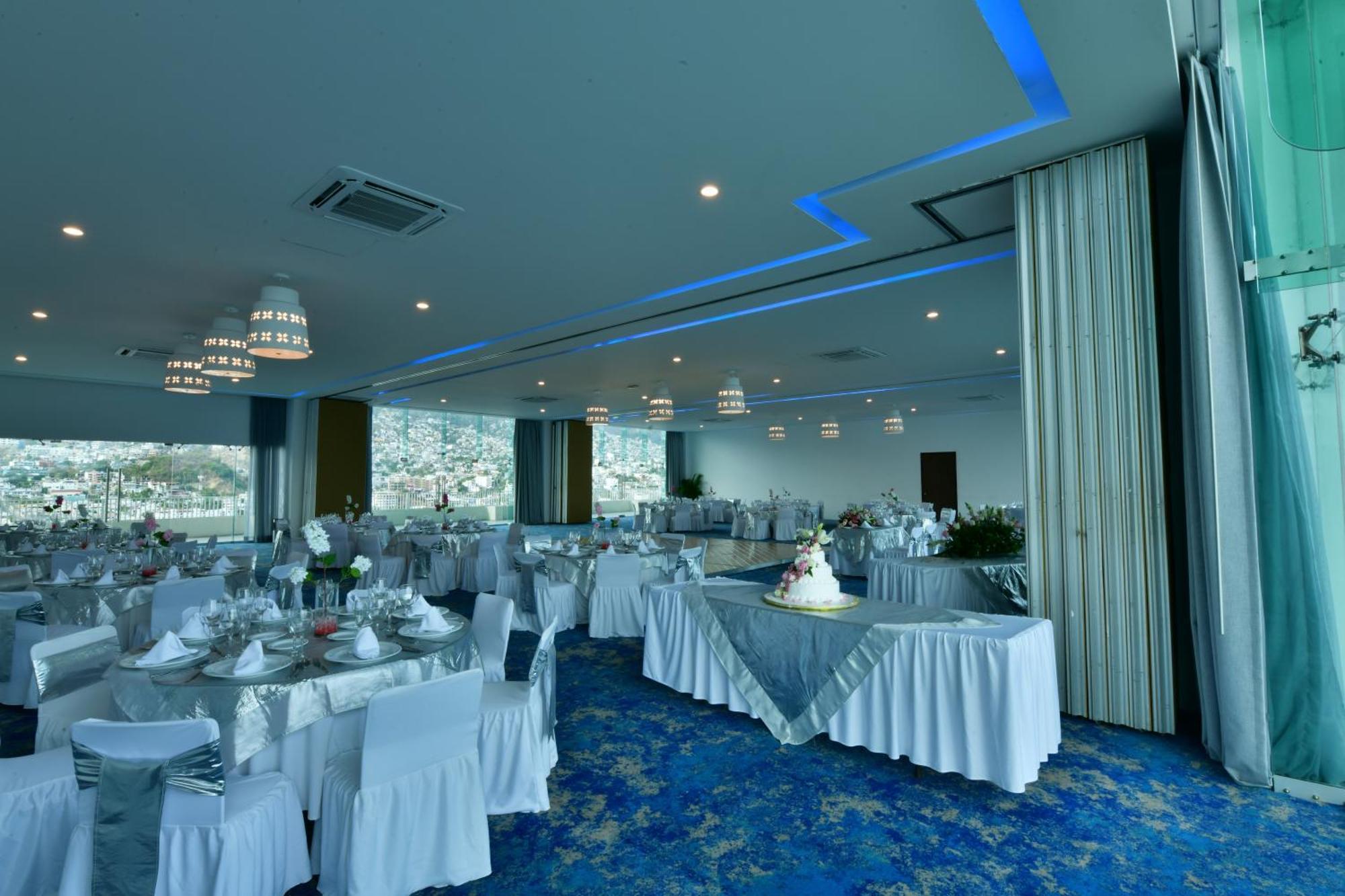 Krystal Hotel Acapulco